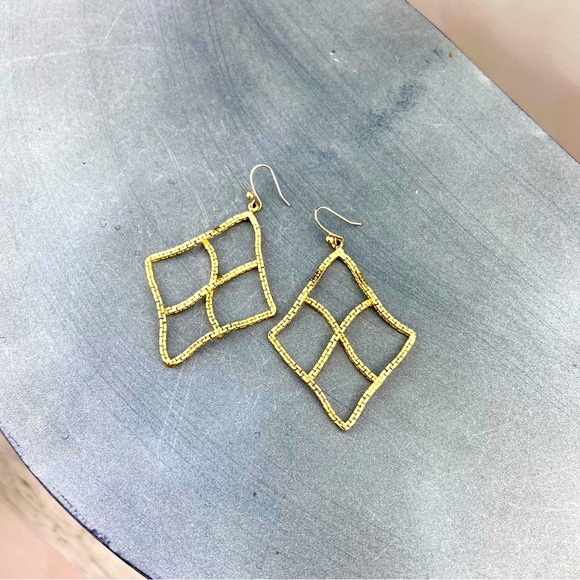 Excellent Gold Chain Geometric Free Form Avant Garde Earrings Huge Chandelier - Picture 2 of 4